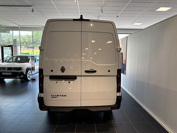 Renault Master 6 of 7