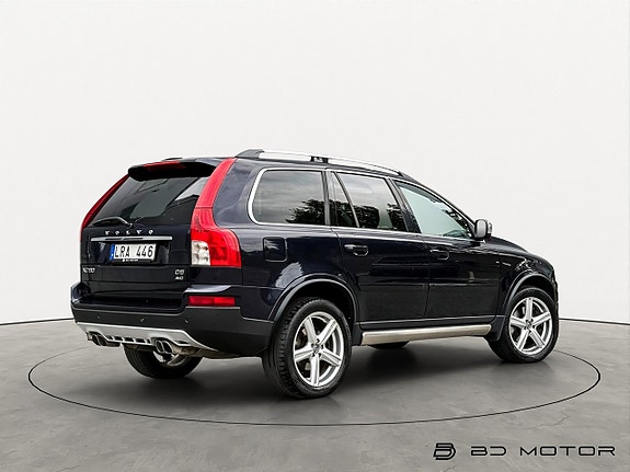 Volvo XC90 3 of 5