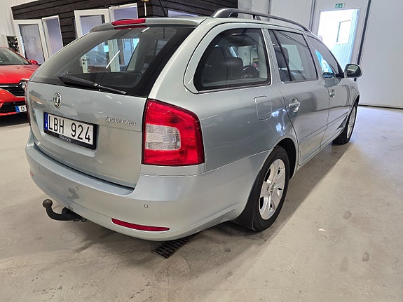 Skoda Octavia 5 of 5