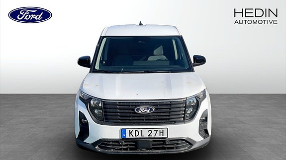 Ford Courier 8 of 9