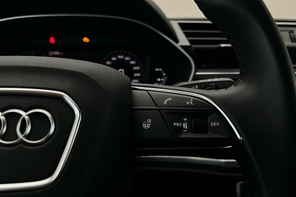 Audi Q3 23 of 23