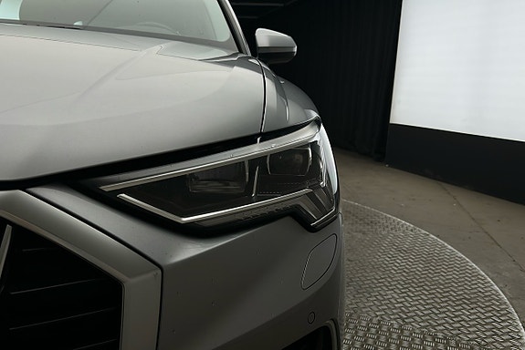 Audi Q3 11 of 23