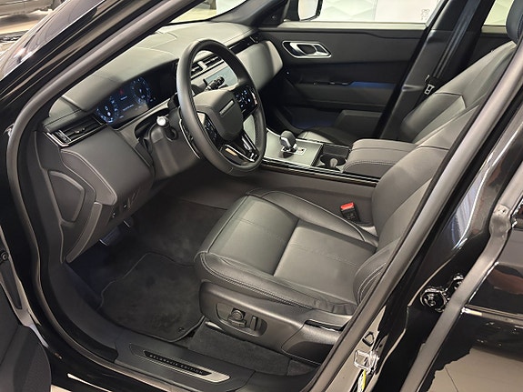 Land Rover Range Rover Velar 11 of 13