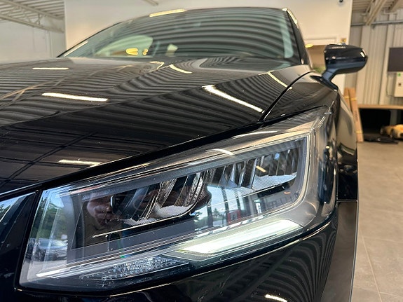 Audi Q2 22 of 23