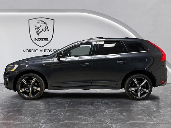 Volvo XC60 2 of 5