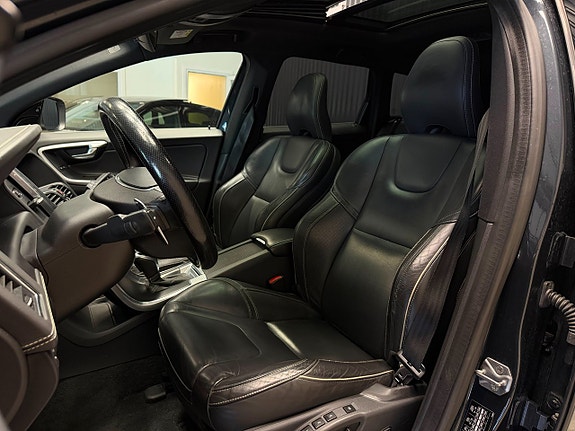 Volvo XC60 12 of 26