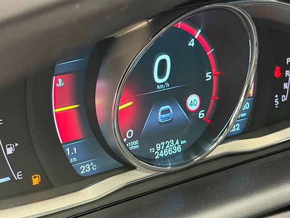 Volvo XC60 24 of 26