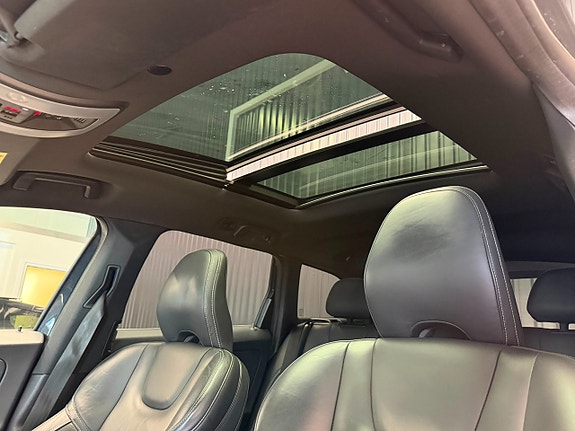 Volvo XC60 16 of 26