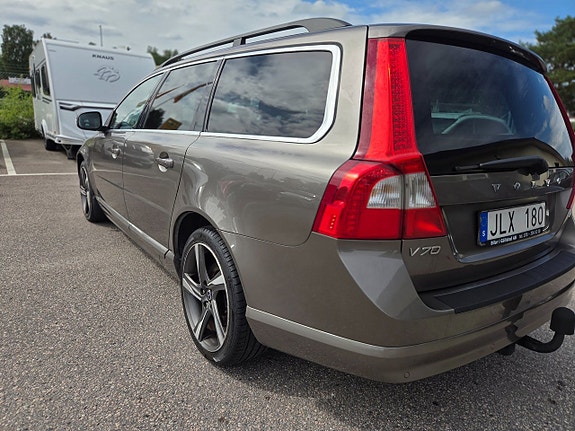 Volvo V70 4 of 7
