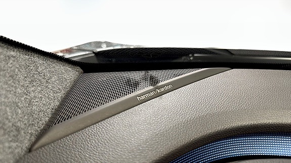 Renault Scenic E-Tech 12 of 12