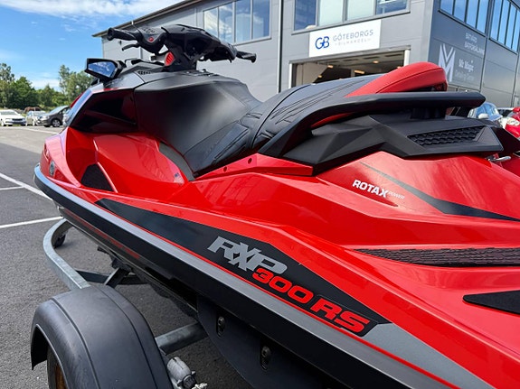 Sea-Doo RXP-X 300 – endast 97 timmar, välservad 4 of 5