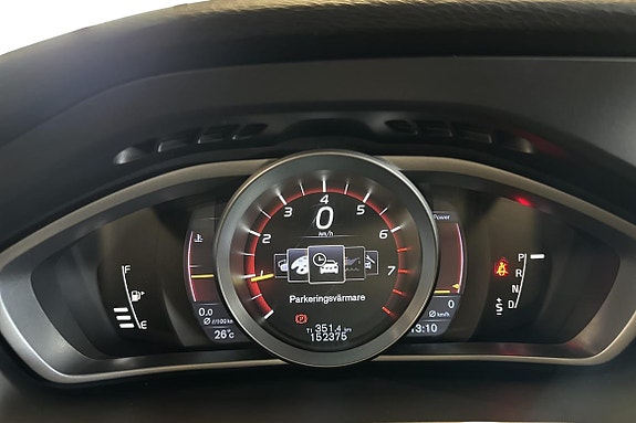 Volvo V40 18 of 23