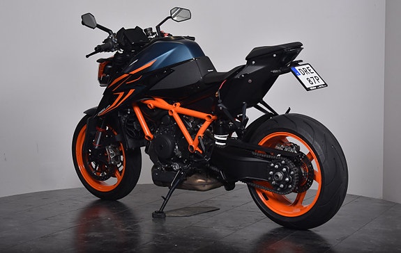 KTM 1290 SUPERDUKE R/ ACRA SLIPON/ TECH PACK 5 of 5