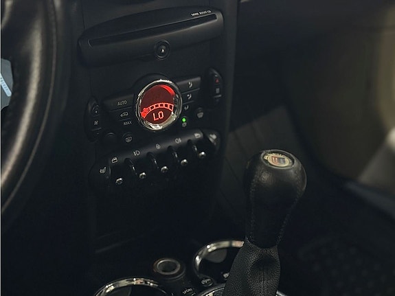 MINI Cooper 9 of 9