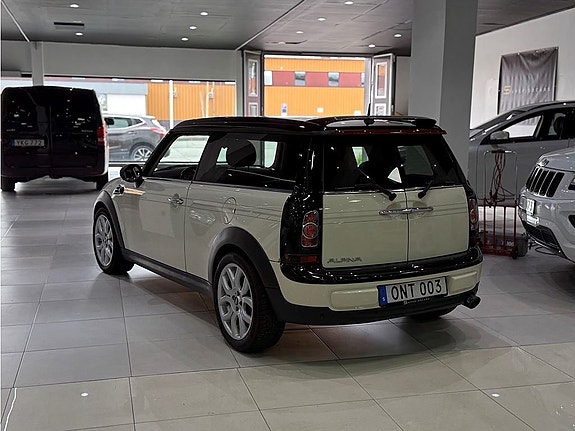 MINI Cooper 3 of 5