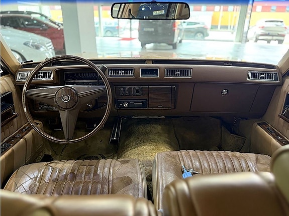 Cadillac Seville 8 of 11