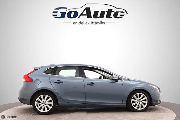 Volvo V40 4 of 23