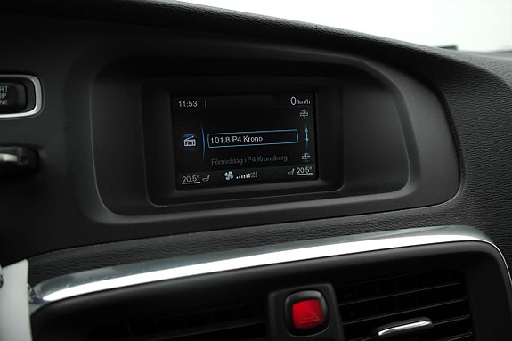 Volvo V40 18 of 23