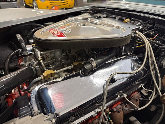 Chevrolet Corvette 29 of 30