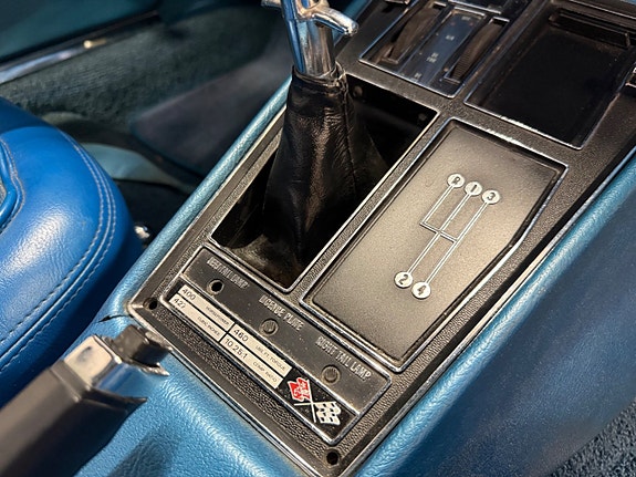 Chevrolet Corvette 26 of 30