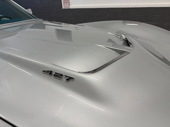 Chevrolet Corvette 7 of 30