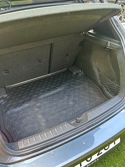 BMW 118i 4 of 4
