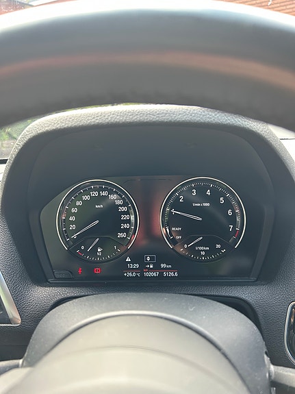 BMW 118i 3 of 4