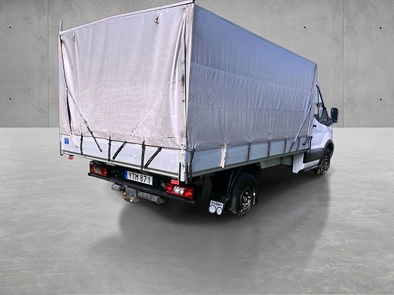Ford Transit 5 of 5