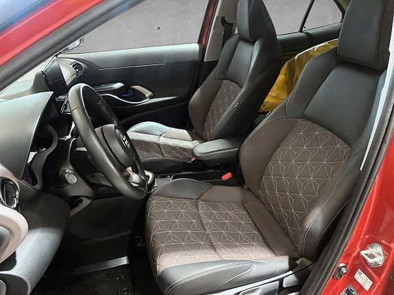 Toyota Yaris Cross 4 of 5