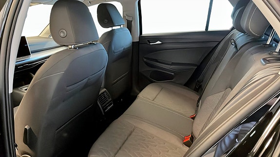 Volkswagen Golf I 11 of 12