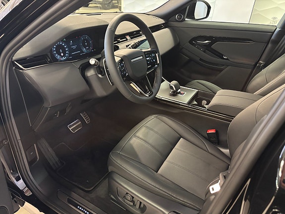 Land Rover Range Rover Evoque 5 of 5