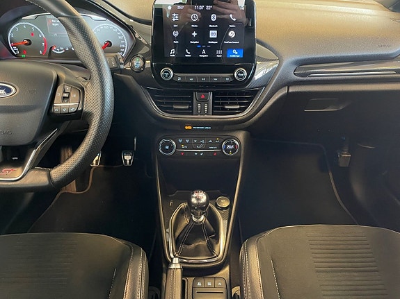 Ford Fiesta 11 of 26