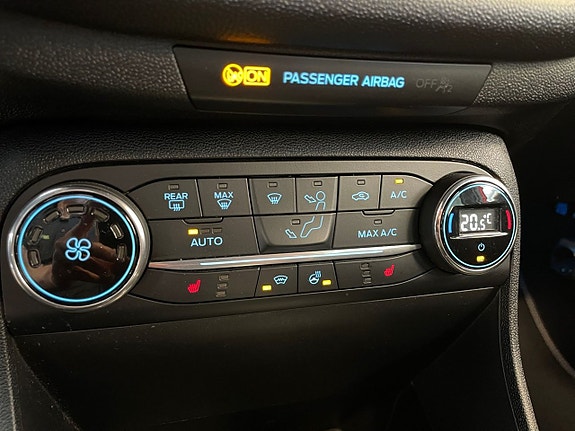 Ford Fiesta 21 of 26