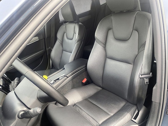 Volvo V90 Cross Country 9 of 15