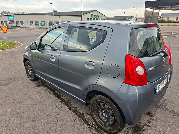 Suzuki Alto 4 of 5