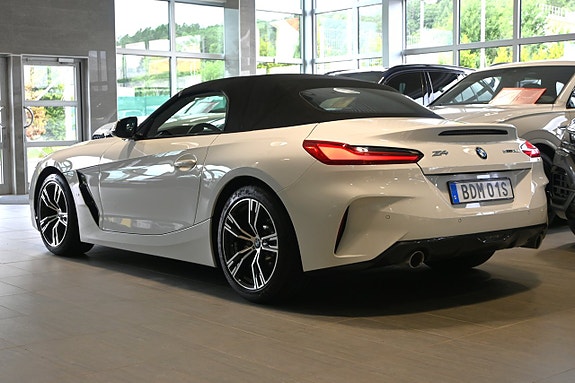 BMW Z4 3 of 5
