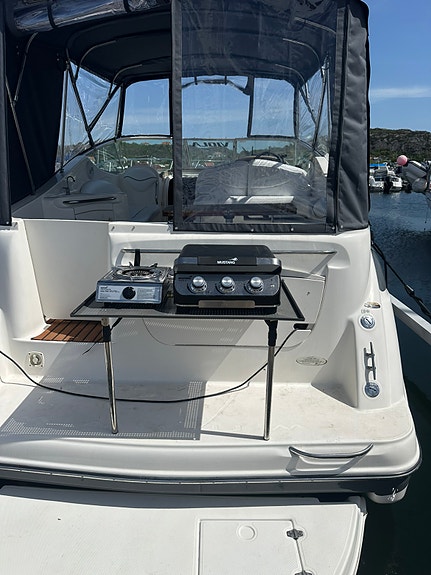 Maxum 2700 scr 3 of 5