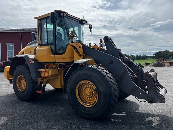 Volvo L 90 H 2 of 6