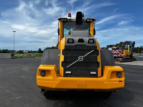 Volvo L 90 H 4 of 6