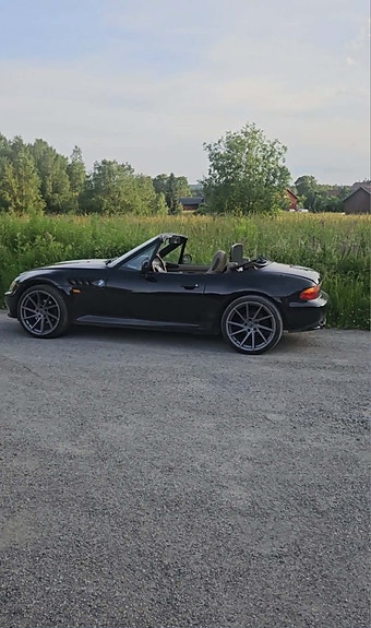 BMW Z3 2 of 4