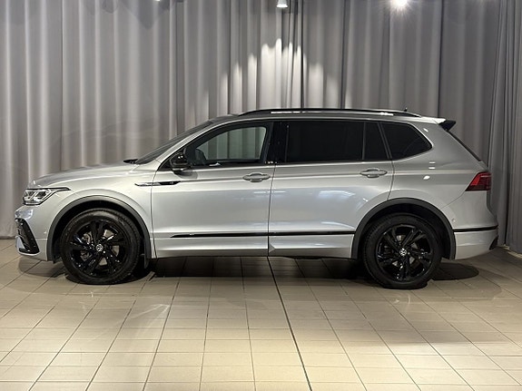 Volkswagen Tiguan Allspace 2 of 5