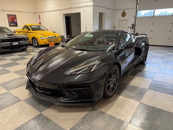 Chevrolet Corvette 3 of 5