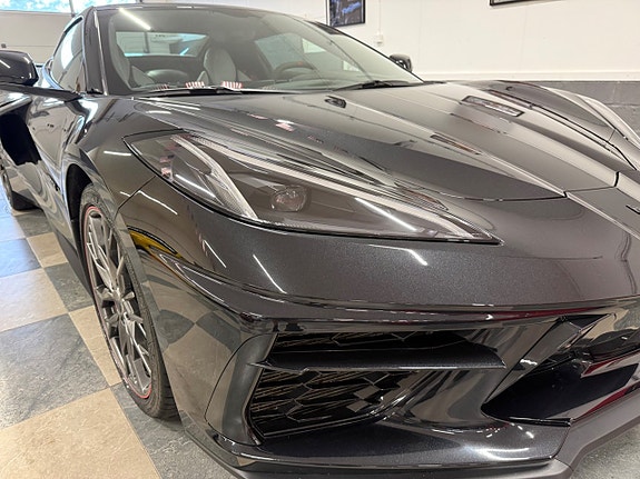 Chevrolet Corvette 12 of 30