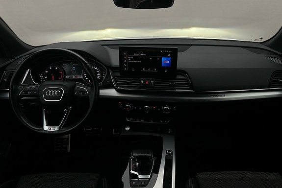 Audi Q5 6 of 26