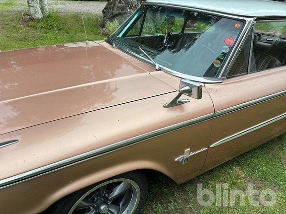 Ford Galaxie 10 of 12