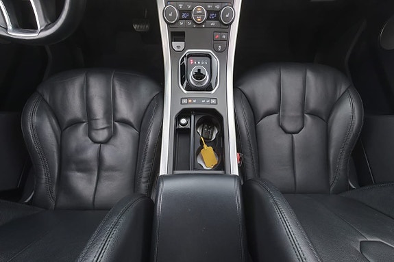 Land Rover Range Rover Evoque 16 of 29