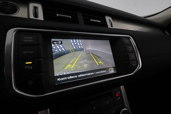 Land Rover Range Rover Evoque 25 of 29