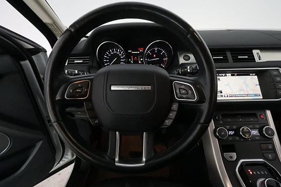 Land Rover Range Rover Evoque 14 of 29