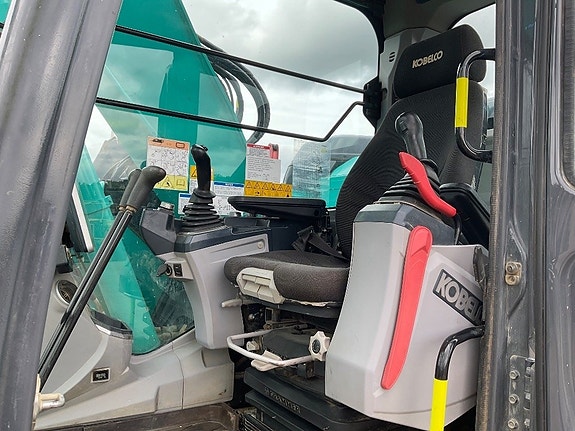Kobelco SK 140 SRLC-7 10 of 12