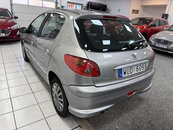 Peugeot 206 4 of 5